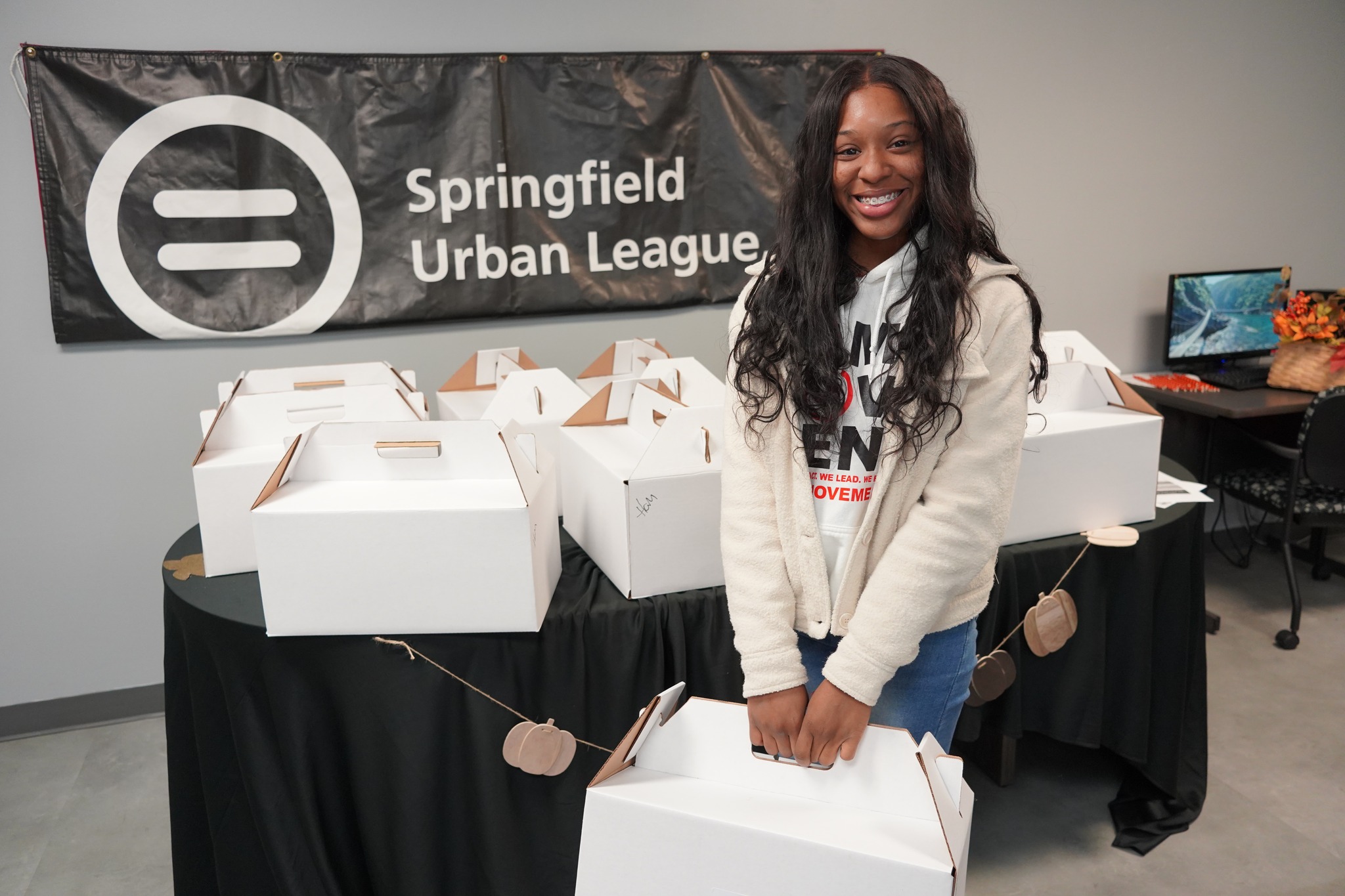 thanksgiving basket pic